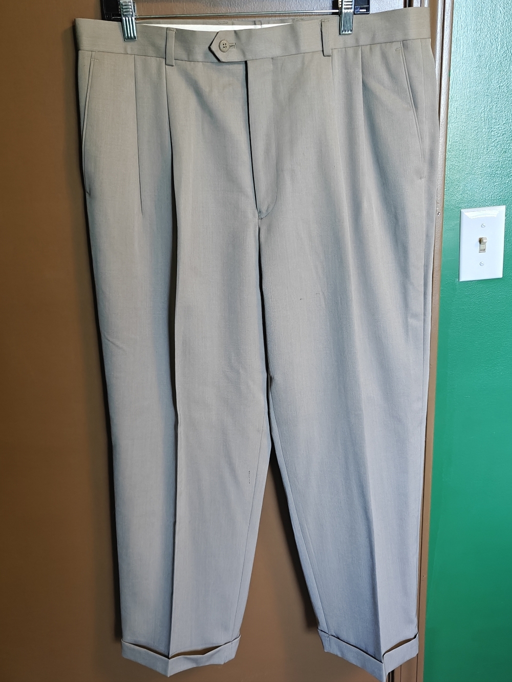Puralana Vergine RBM Woolmark Pleated Cuffed Dress Pants - W38 L29